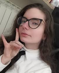 Hello there, I'm 24 years old. And I'm from USA 🇺🇸