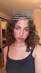 Leila Karims neue Single "Nicht Wichtig" kommt bald!