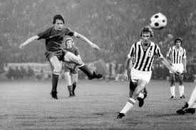 Il grande romanzo dello scudetto. Cruyff Morini Fotos Imago