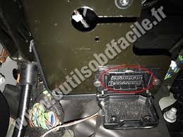 Obd2 Connector Location In Mercedes Vito 447 2014 Outils Obd Facile