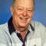 Diane Rettig's Instagram, Twitter & Facebook