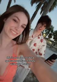 because why not 😝 #viral #foryou #xyzbca #duo #brothersister #happy  #trending #trend #fyp #spontaneous #springbreak #siblings #beach  #snacklebox #aquarium