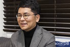 Moon Yoo-suk (문유석) @ HanCinema