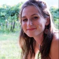 Sarah Baroni's Instagram, Twitter & Facebook