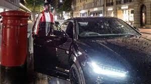 Thank you & all the best in the future.' Chelsea Footballer Tammy Abraham Driving His Tuned Lamborghini Urus In London Youtube