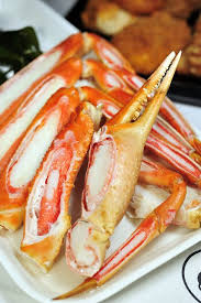 Baked And Then Grilled Crab Legs With Sea Salt Lemon Juice Black Pepper Extra Virgin Olive Oil And Fresh Basil Dill Fresh Fish Recipes Crab Dishes Food