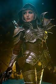 Self] Demon Hunter from Diablo 3 | cosplay by me, photo by Vaxzone! : r cosplay
