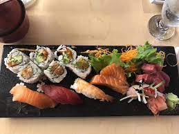 A Lovely Assortment Of Sashimi Nigiri And Maki From The Best Sushi Place In Town Best Sushi Sushi Sushi Recipes