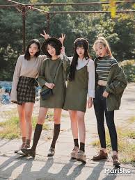 Friendship Goal Outfit Ideas Based On Korean Style Korean Fashion Family Photo Outfits Winter Family Photoshoot Outfits
