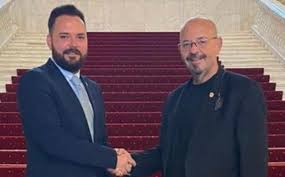 Piedone la hong kong (1975). It S Official We Have A New Piedone In Romanian Politics NicuÈ™or Dan Signed Document News By Sources World Today News