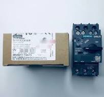 NEW IN BOX FOR SIEMENS Circuit Breaker 3RV6011-1EA15 2.8-4A