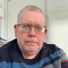 Hi, I maybe paint once a week and I've purchase some new and some eBay  paint in tubes. How worried should I be that it might dry up in the tube and