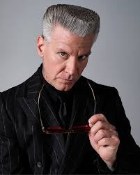 Flat Top Friday with one that means business. No fenders this time, but  shorter, stronger and even sharper. Clean, bold and built like a damn  fortress thanks to Severed Head Pomade, epic