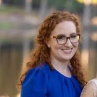 Edina Kadar's Instagram, Twitter & Facebook