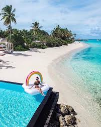 Relaxing In The Maldives Budget Friendly Honeymoon Destinations Honeymoon Resorts Maldives