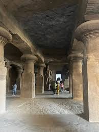 Elephanta Caves - Memoirs of an Average Joe