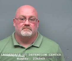 BOX TRACY LEON 09/18/2024