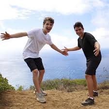 Ethan wacker is a famous social media personality known for his role as bernie in the comedy series bizaardvark. Ethan Wacker Height Weight Age Girlfriend Family Facts Biography