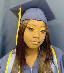 Everglades Prep sends 40 off with diplomas Top 20% of GCHS grads of Class  of 2020