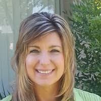 Kelly Mortenson's Instagram, Twitter & Facebook