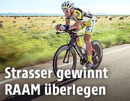 Tough luck for christoph strasser at the attempt to defend his last year's ultra marathon world championship title. Strasser Erklart Faszination Raam Sport Orf At