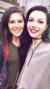 Carmen Hunt's Instagram, Twitter & Facebook