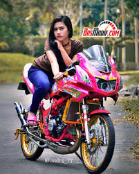 Tweak ninja is one of the most trusted services in the community and a platform used by developers to distribute their apps. Foto Wanita Cantik Naik Motor Ninja Dunia Belajar