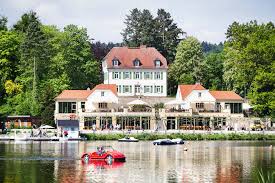 Vaata pakkumisi majutusasutuses haus neumark apartments, sh tasuta tühistamisvõimalusega ja tühistamise korral tagastamisele kuuluva ettemaksuga.fountain 47, bad nauheim, 61231 deu. Teichhaus Restaurant Bad Nauheim Essen Gehen Hochzeit Feiern