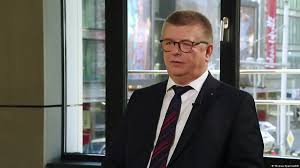 Global military spending soars to new record highs – DW – 04/22/2024