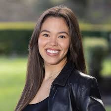 Taryn Wilson's Instagram, Twitter & Facebook