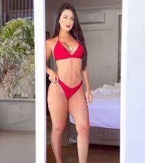 1 728 358 · обсуждают: Douglas Costas Freundin Ist Sehr Kurvig Sie Heisst Nathalia Und Ist Ein Brasilianisches Model Mad8 Tribuna Com