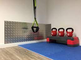 schutzblech im fitnessraum in ennepetal blechbearbeitung blech blechzuschnitt