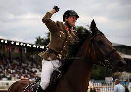 From wikipedia, the free encyclopedia. Kasza Robert Porondra Lep Circuschool