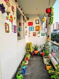 Pin By Priya Pandey On Diy Home Indian Bedroom Decor Indian Room Decor Colourful Living Room Decor