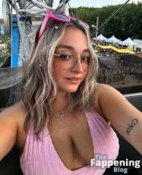 Emily gauthier porn - Best photos on hrifunesguesthouse.is