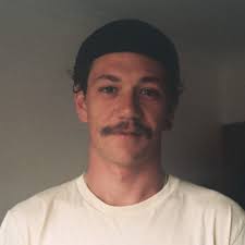 As the Auckland Marathon approaches, here's hoping someone lights up Tamaki  like the team at Nike ✓ The “Chicago Marathon Motivation” campaign was spot  on, placing motivational billboards where…