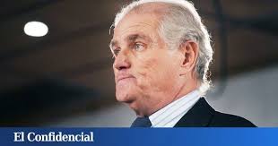 Ramón Calderón: “When we reached an agreement with Ronaldo, we made a deal  that if either him or Real Madrid backs out, there's a €30M penalty. We had  everything done so that