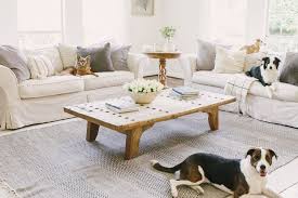 Dogs Decor Is One Of Our Favorite Blogs To Date We Love Our Fur Babies And Try To Design Our Homes To Fill The Nee Farmhouse Living Trending Decor Dog Decor