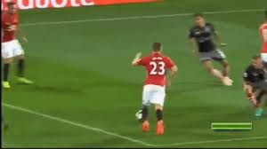 Eddig 12113 alkalommal nézték meg. Zlatan Ibrahimovic Penalty Goal Manchester United Vs Southampton 2 0 Premier League 2016 On Make A Gif
