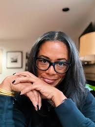 Candace Chestnut's Instagram, Twitter & Facebook