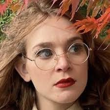 Ivy Thompson's Instagram, Twitter & Facebook