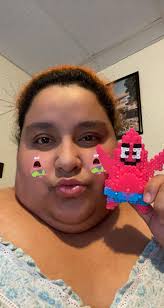 Please could I have spongebob in a christmas hat with the names kaden