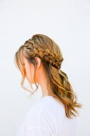 The key is to part your hair off into very large slick all of your hair back into a low ponytail, and secure small hair elastics all the way down, with space in between each. I Can See Your Halo Halo A Half Halo Braid Tutorial In 10 Minute Or Less Paper And Stitch