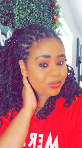 Introduction and photo sharing in hair care community