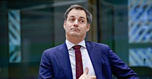 Rising to political fame as the son of the prominent politician herman de croo, he currently holds the office of deputy prime minister of belgium and minister of development. Unknown Perpetrators Decorated Alexander De Croo House With Swastikas Brussels Post News
