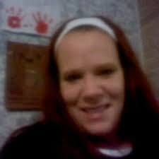 Kari Graham's Instagram, Twitter & Facebook