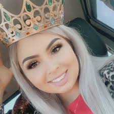 Sky Camacho (@skycamachoo)