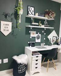 Wandfarbe Und Kontrastierende Weisse Mobel Kontrastierende Mobel Wandfarbe Arbeitsplatz Kontrastierende Room Decor Study Room Decor Home Office Design