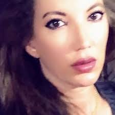 Candace Gunning's Instagram, Twitter & Facebook