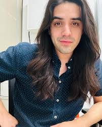 Nestor Olivas's Instagram, Twitter & Facebook